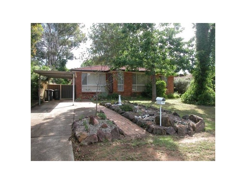 6 Starlight Place, Richmond NSW 2753