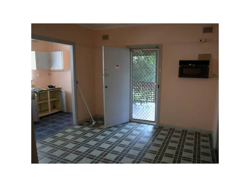 8 Bell Street, South Windsor NSW 2756