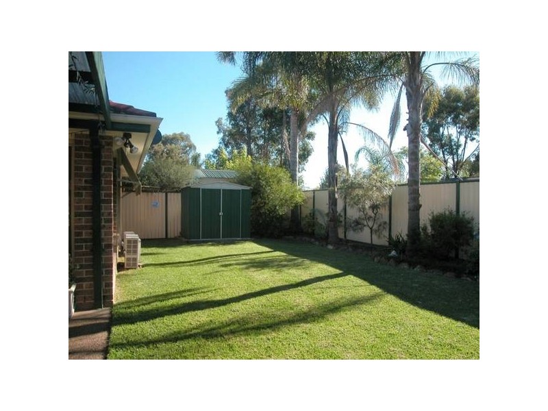 4 Chaplain Place, Bligh Park NSW 2756