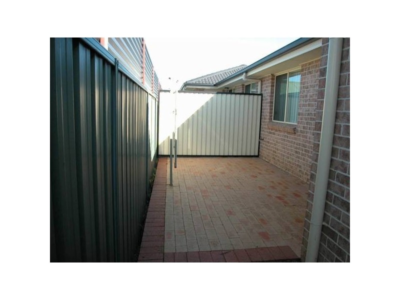 2/39a Campbell Street, South Windsor NSW 2756