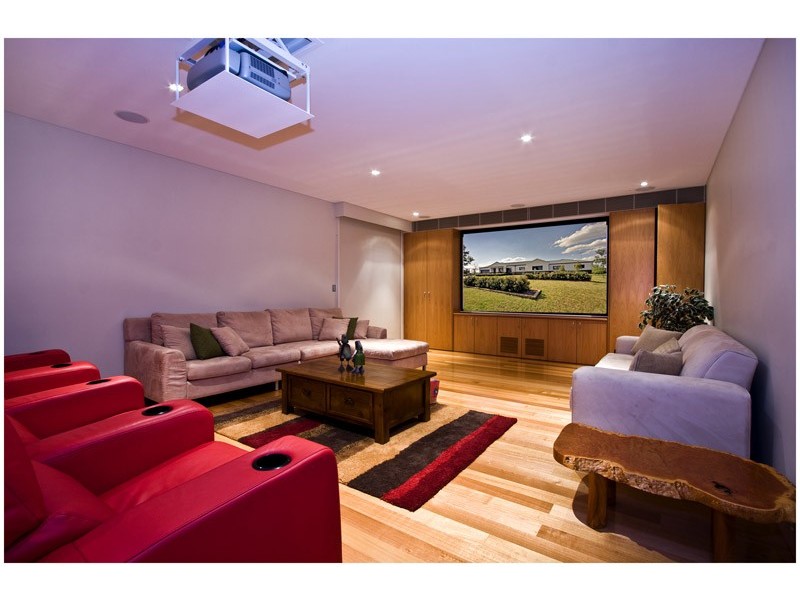 16 Ilma Close, Mcgraths Hill NSW 2756