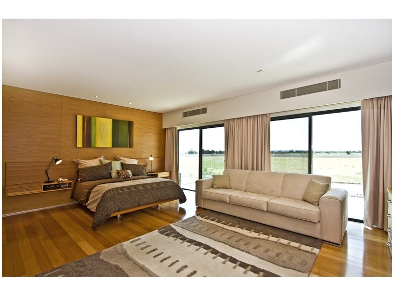 16 Ilma Close, Mcgraths Hill NSW 2756