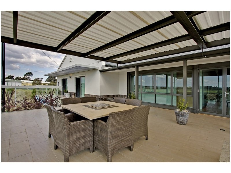 16 Ilma Close, Mcgraths Hill NSW 2756