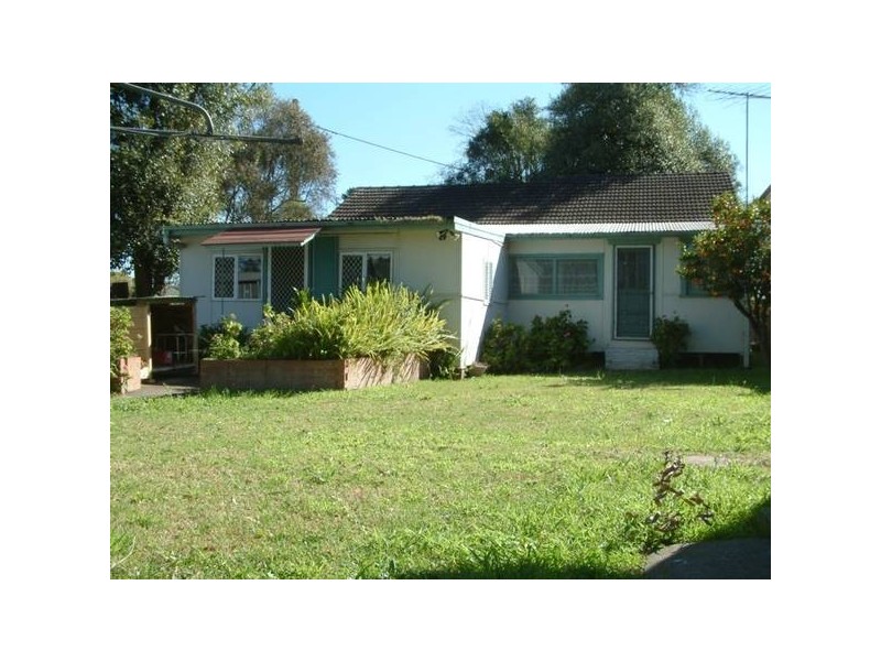 1 Claremont Crescent, Windsor NSW 2756