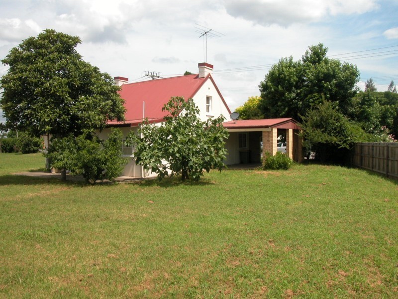 215 Richmond Road, Clarendon NSW 2756