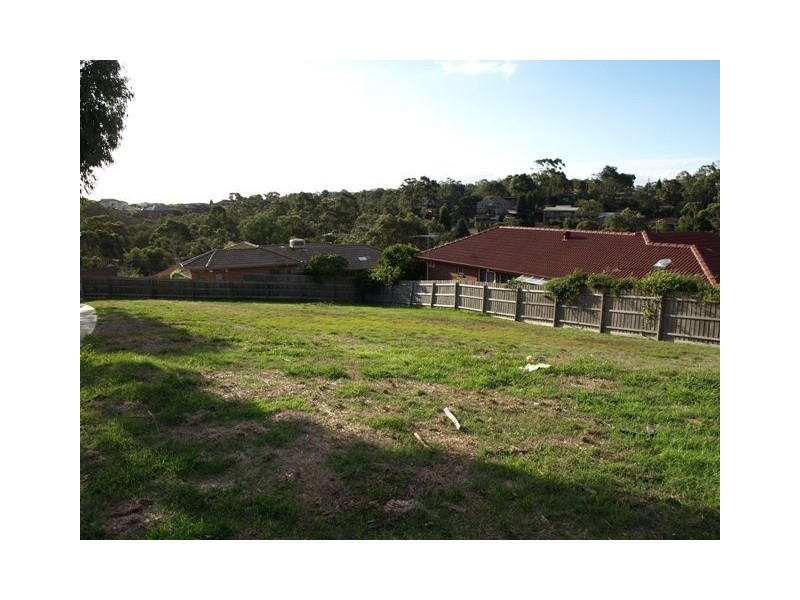 67 Little John Road, Warranwood VIC 3134