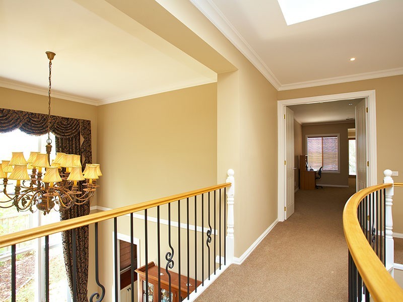 10 Tandarra Drive, Ringwood North VIC 3134