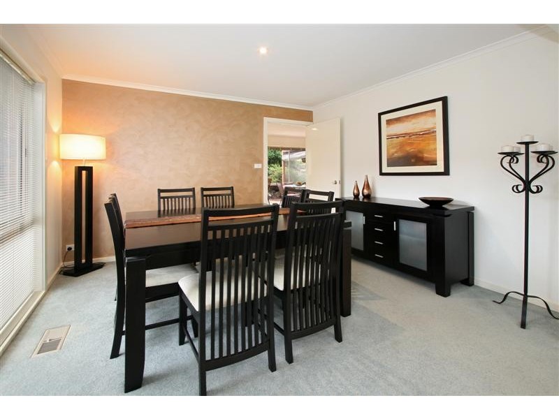 113 Nangathan Way, Croydon North VIC 3136