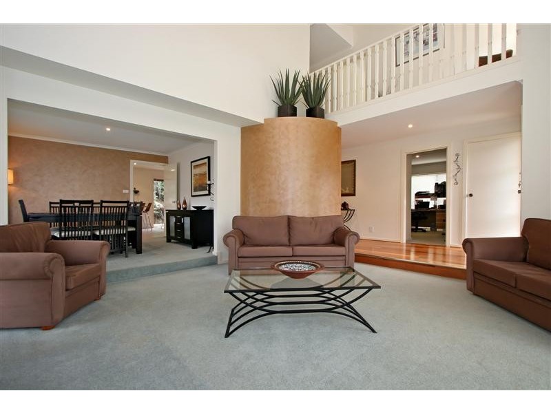 113 Nangathan Way, Croydon North VIC 3136