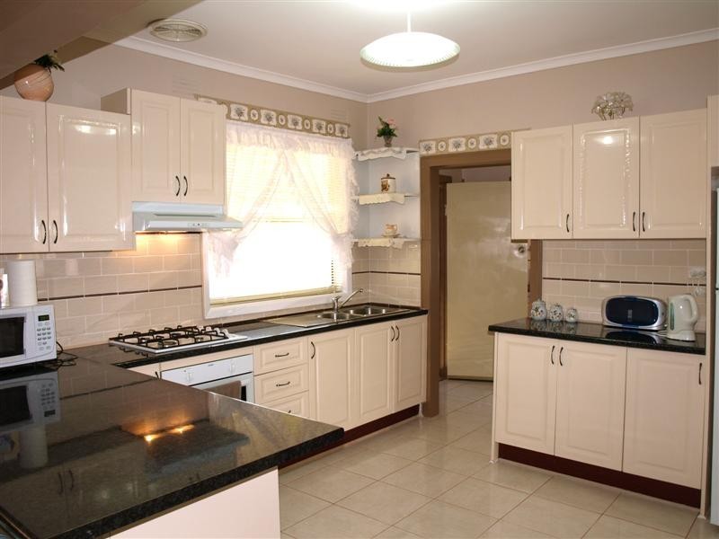 34 Maidstone Street, Ringwood VIC 3134