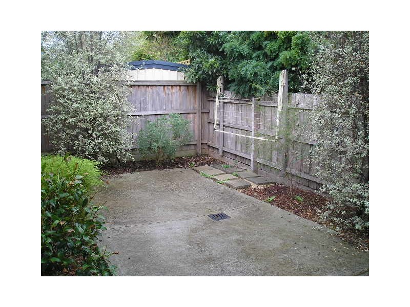 3/18 View Street, Croydon VIC 3136