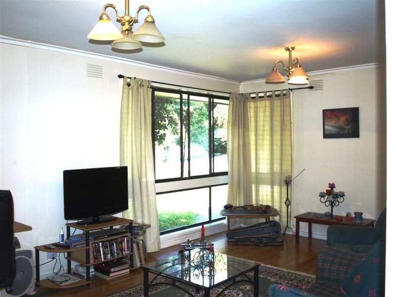 4/6 Charles Street, Ringwood East VIC 3135