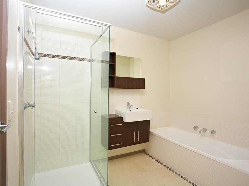 2/68 Eastfield Road, Ringwood East VIC 3135