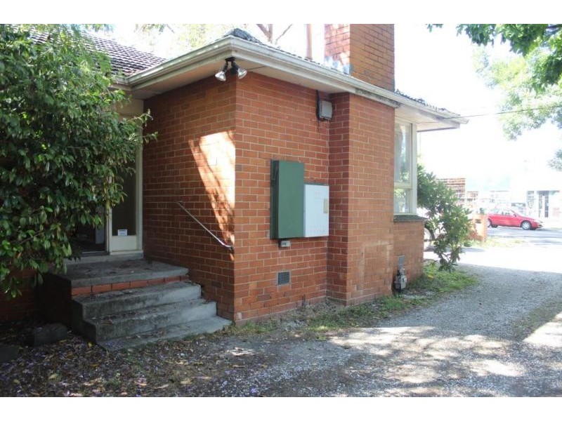 1/10 Oban Road, Ringwood VIC 3134