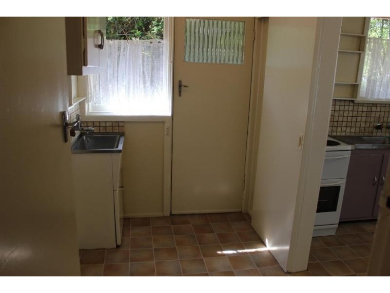 1/10 Oban Road, Ringwood VIC 3134