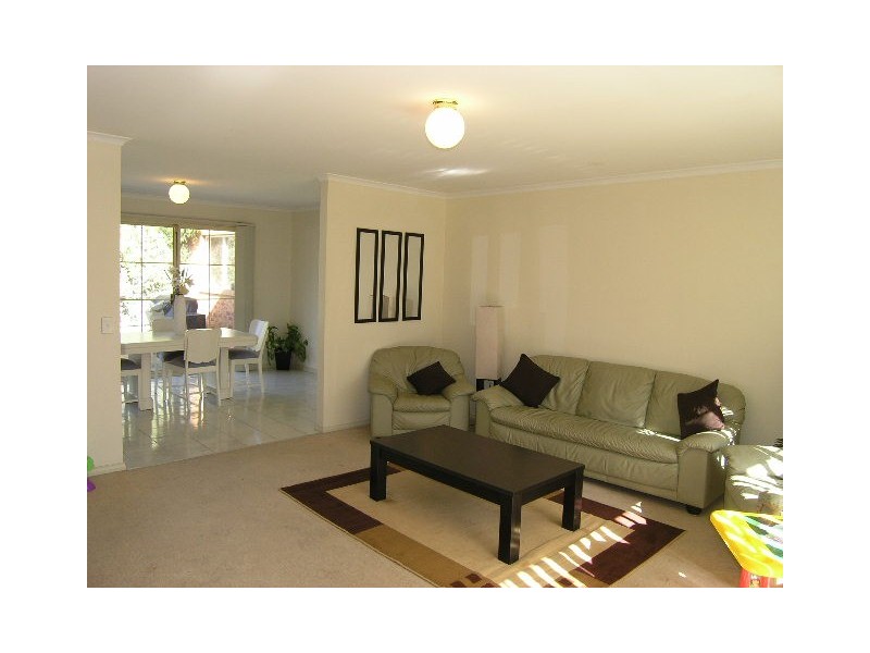 3/18 Karingal Street, Croydon North VIC 3136