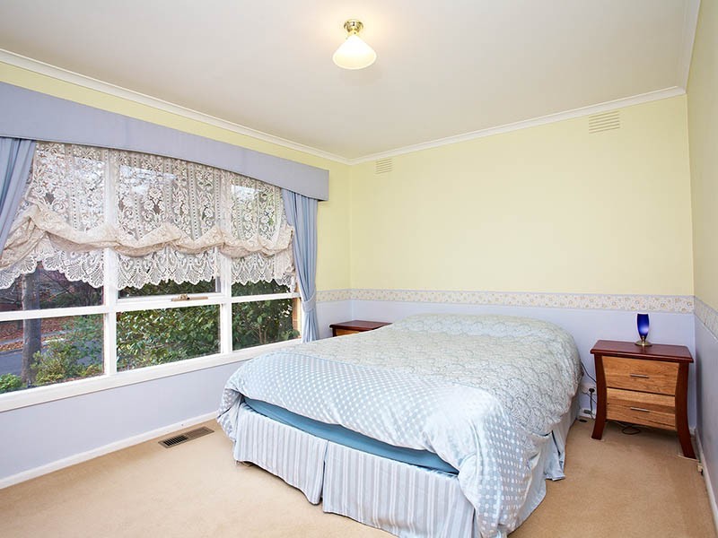 59 Lockhart Road, Ringwood North VIC 3134