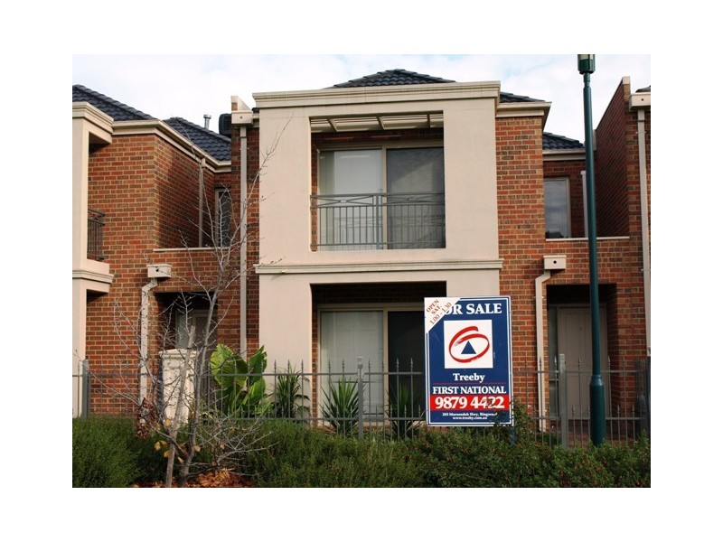 11 Parkway Lane, Mitcham VIC 3132