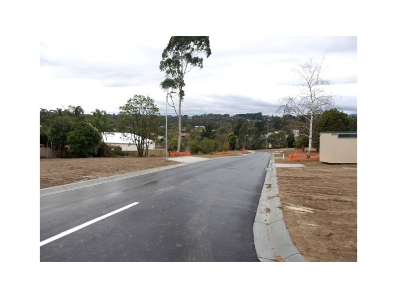 1-13 Cydonia Court, Ringwood North VIC 3134