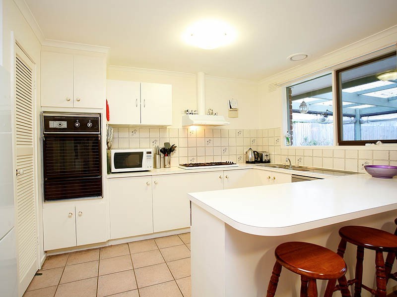 12 Monterey Place, Ringwood North VIC 3134