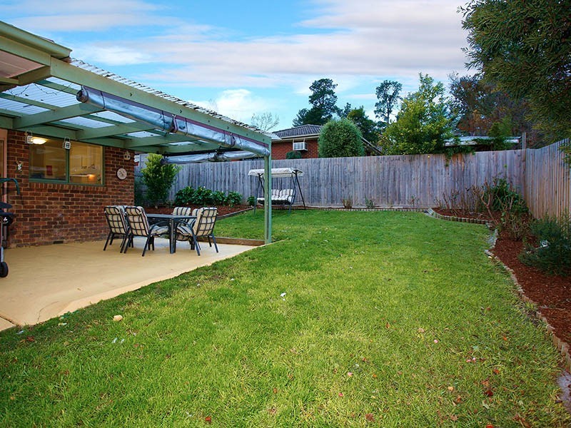 12 Monterey Place, Ringwood North VIC 3134
