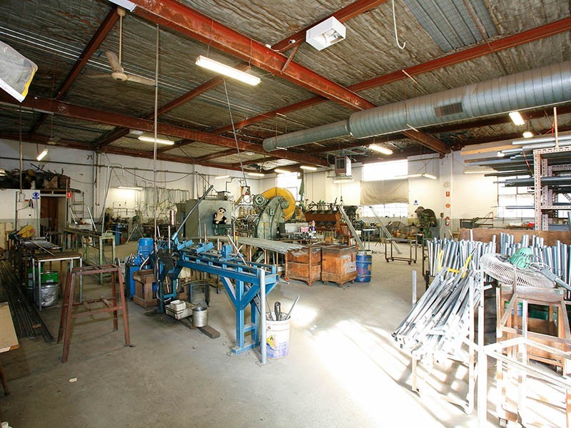 2/6 Clare Street, Bayswater VIC 3153