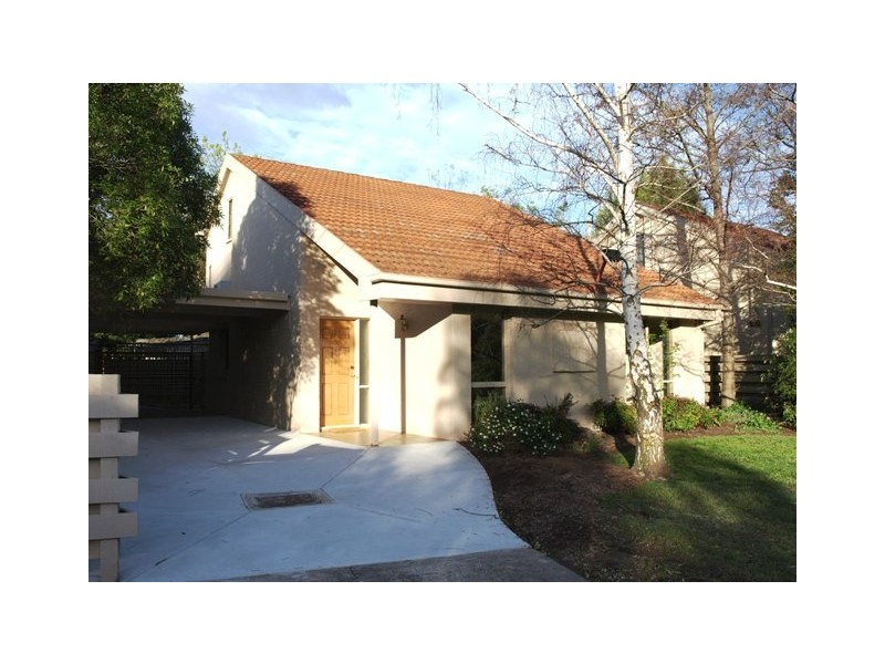 2/47 Mt Dandenong Road, Ringwood East VIC 3135