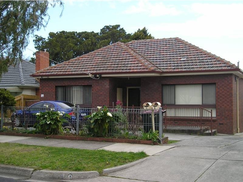 1/8 Maidstone Street, Ringwood VIC 3134