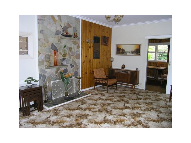 10 Knaith Road, Ringwood East VIC 3135