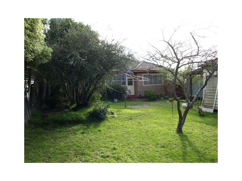 1 Simla Street, Mitcham VIC 3132