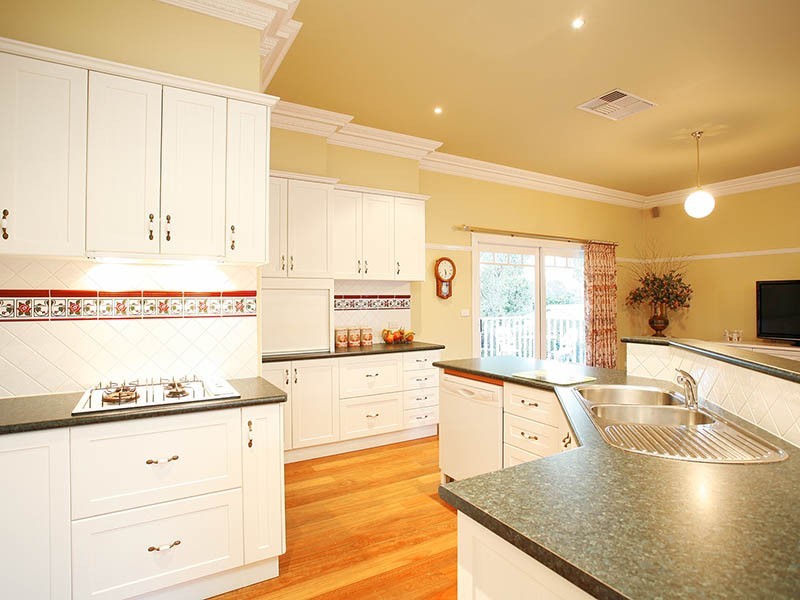 8-12 Cass Avenue, Croydon VIC 3136