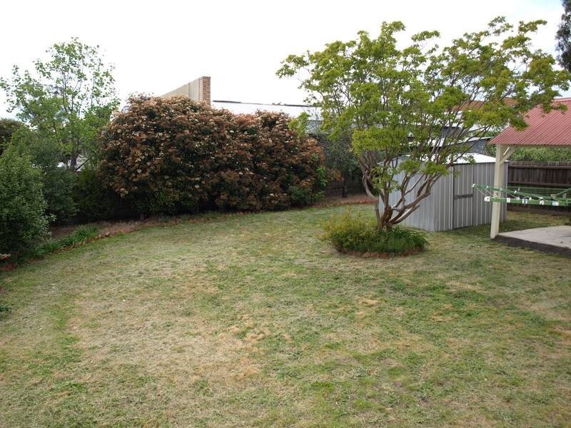 18 Sherbrook Ave, Ringwood VIC 3134