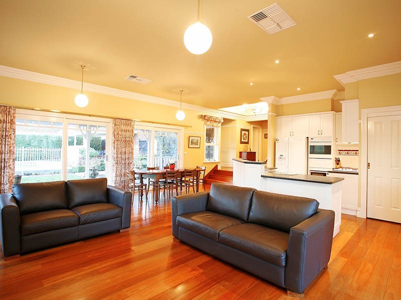 8-12 Cass Avenue, Croydon VIC 3136