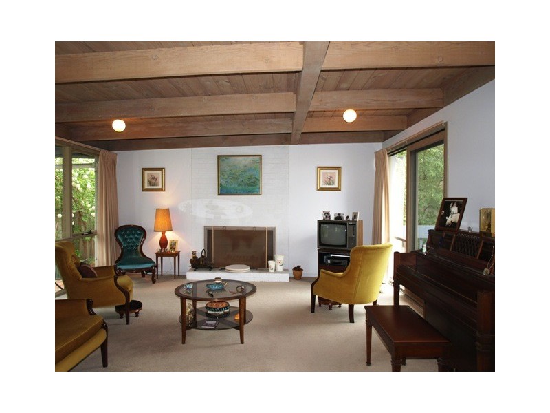 44 Montana Parade, Croydon VIC 3136