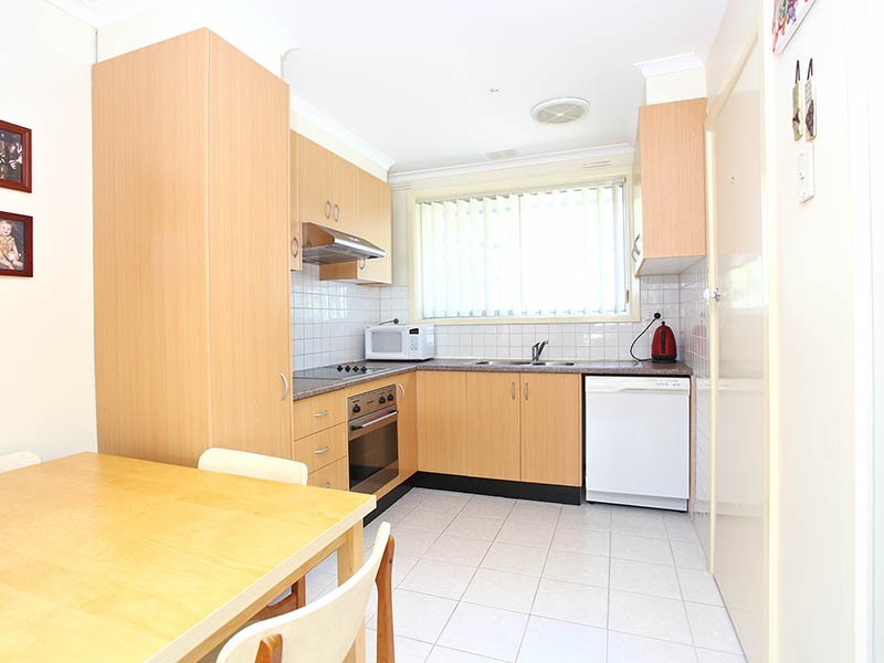 2/30 Morcom Avenue, Ringwood East VIC 3135