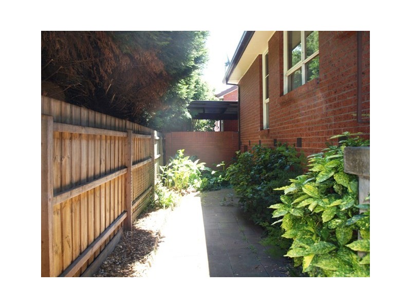 4/28 Mt Dandenong Road, Ringwood East VIC 3135