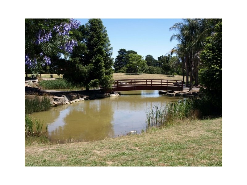 10 Cydonia Court, Ringwood North VIC 3134