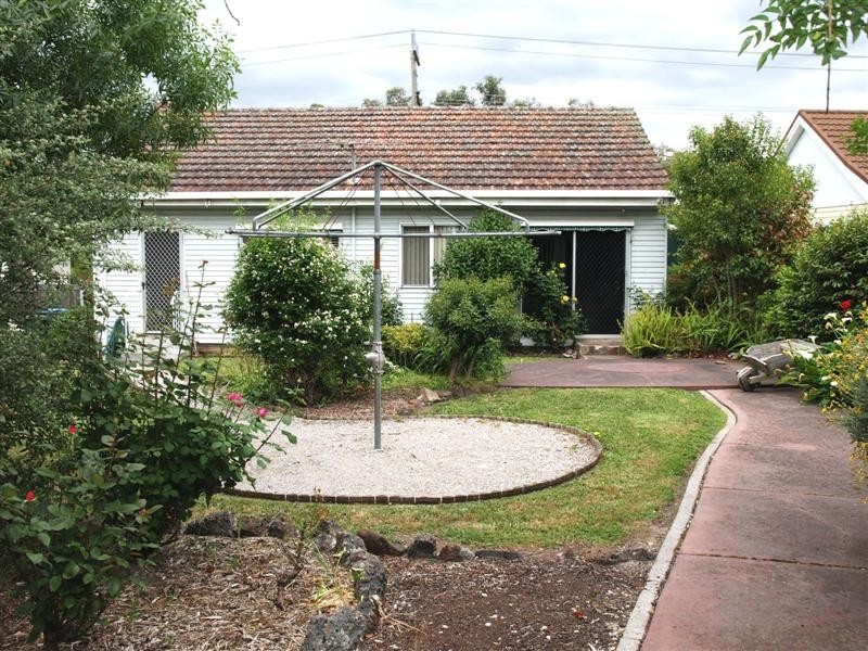 5 Dublin Road, Ringwood East VIC 3135