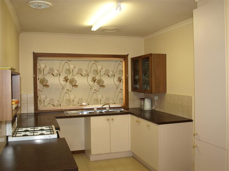 2A Heather Grove, Ringwood VIC 3134