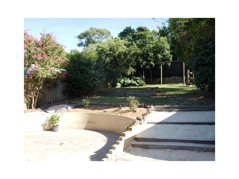 37 Pinewood Avenue, Ringwood East VIC 3135