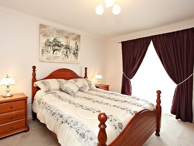 2/100 Canterbury Road, Heathmont VIC 3135