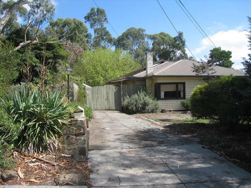 81 Bonnie View Road, Croydon North VIC 3136