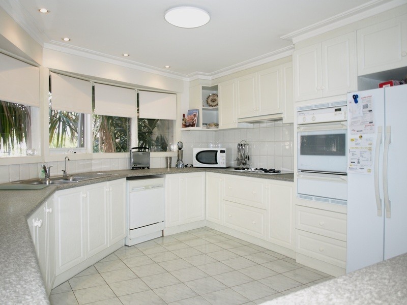 25 Bemboka Road, Warranwood VIC 3134