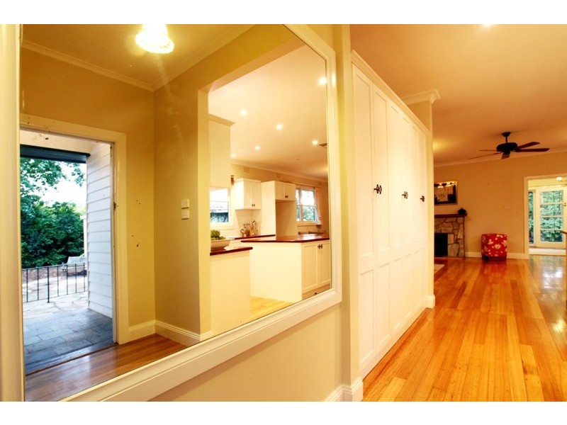 16 Wavell Avenue, Kilsyth VIC 3137