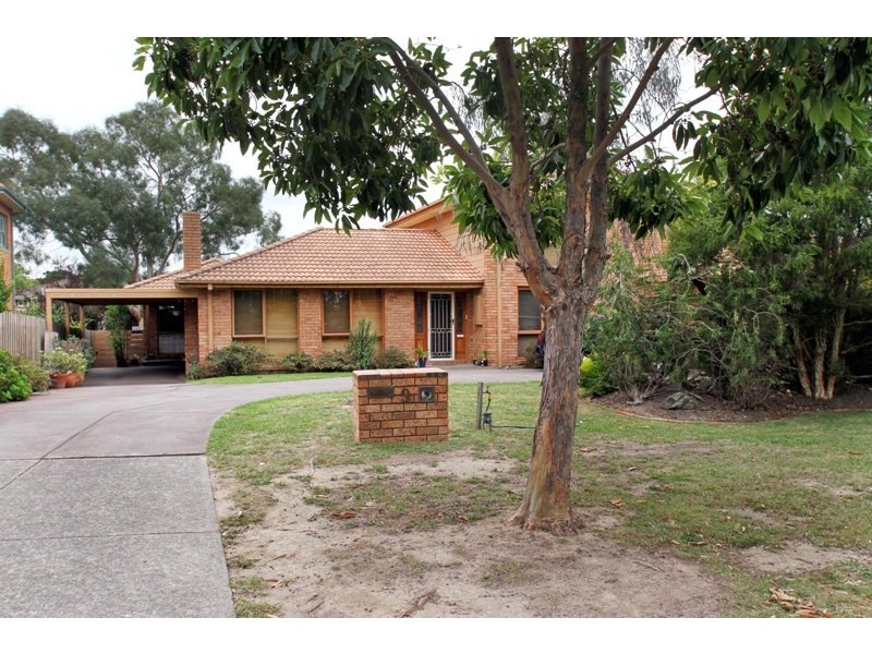 9 Camberley Rise, Ringwood North VIC 3134