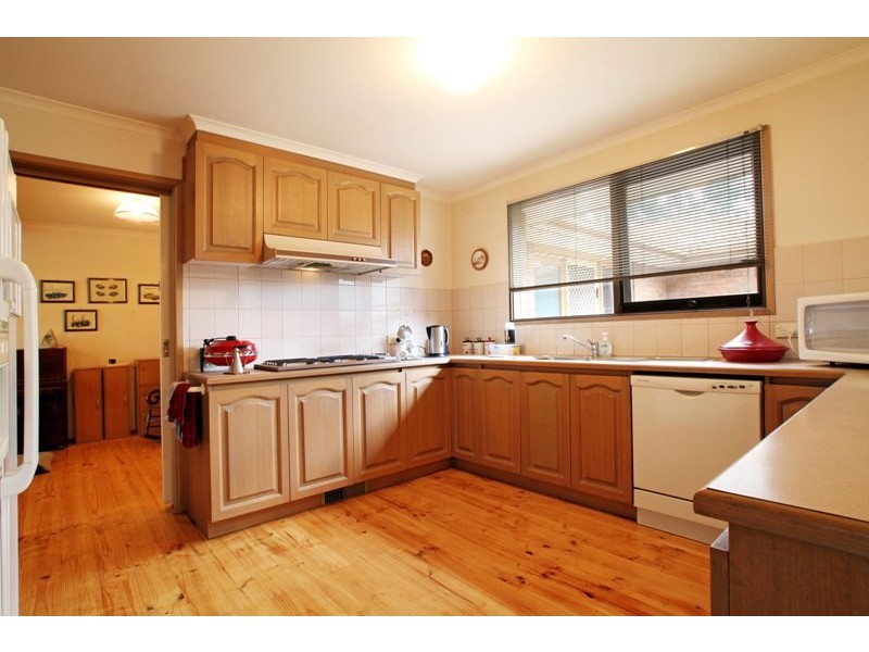 9 Camberley Rise, Ringwood North VIC 3134