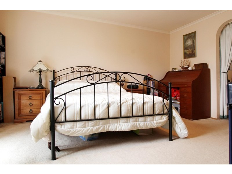 9 Camberley Rise, Ringwood North VIC 3134