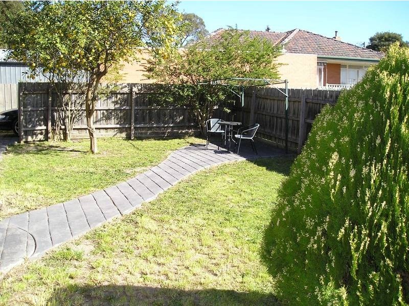 48a Longfellow Avenue, Mooroolbark VIC 3138
