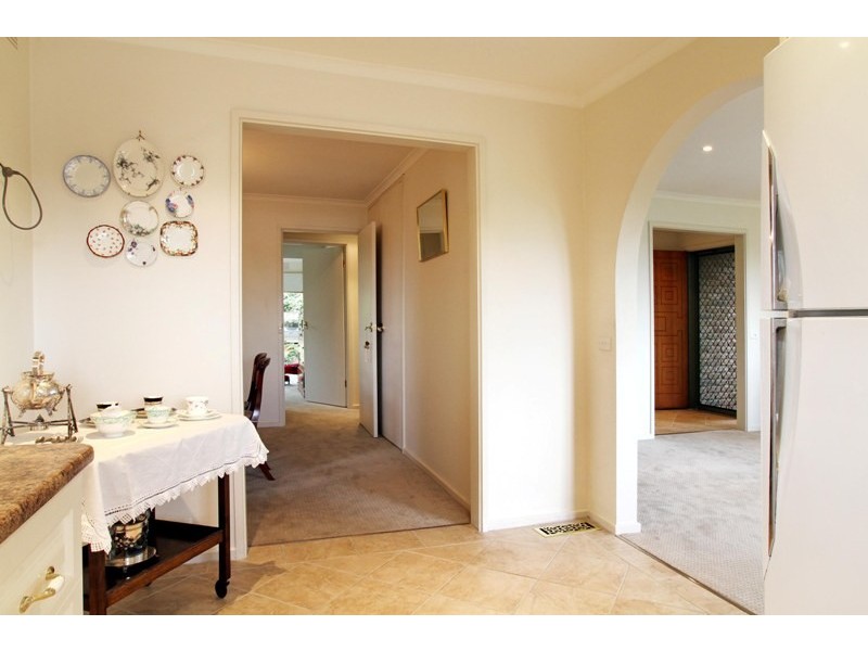 1 Rustic Drive, Boronia VIC 3155