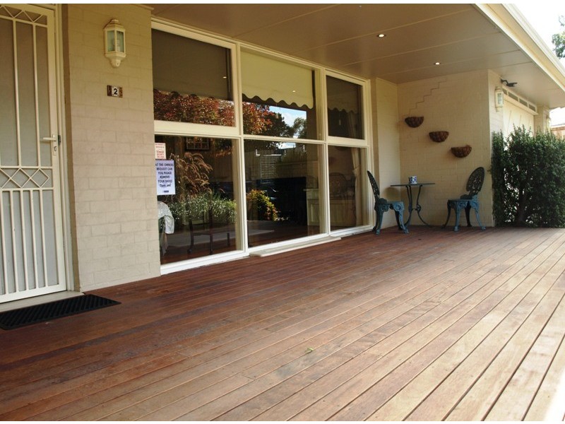 2 Moss Court, Croydon North VIC 3136